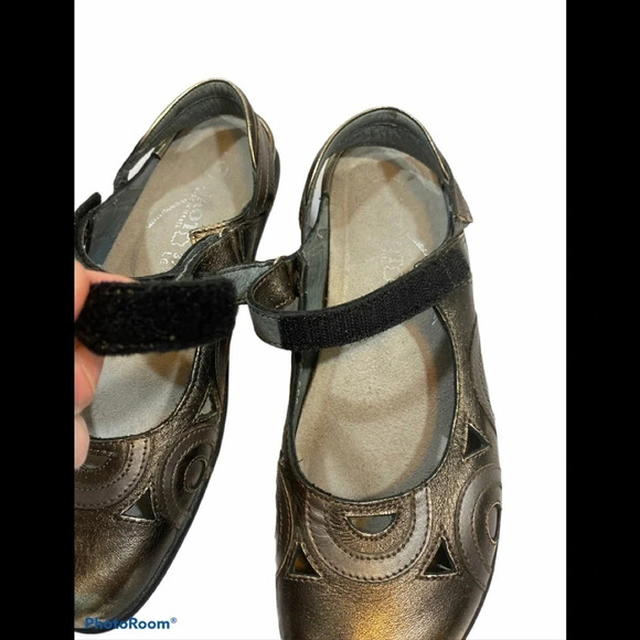 NAOT Metallic Rongo Slingback Comfort Shoe - Picture 3 of 8